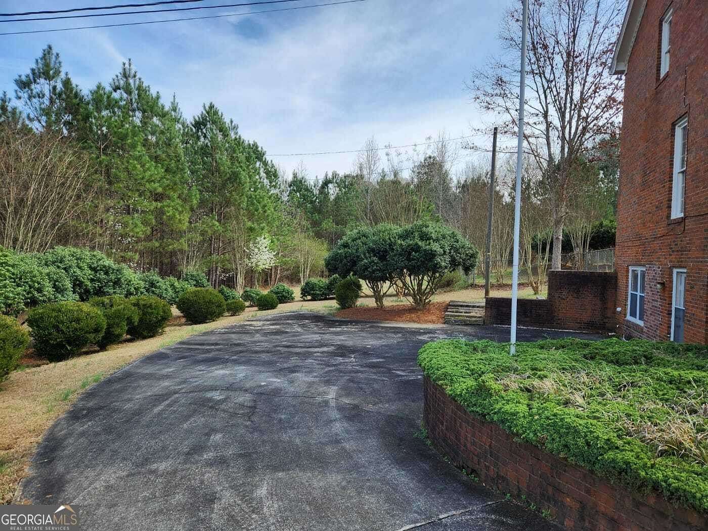 7.25 Acres of Improved Mixed-Use Land for Sale in Conyers, Georgia