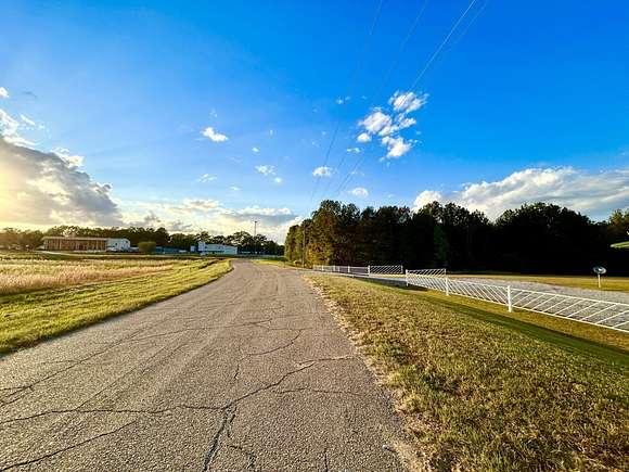 3 Acres of Commercial Land for Sale in Ellisville, Mississippi