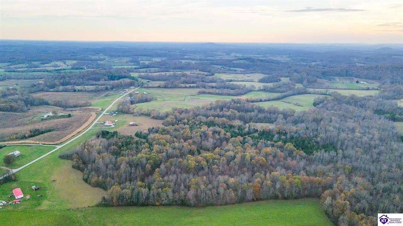 31.3 Acres of Recreational Land for Sale in Magnolia, Kentucky