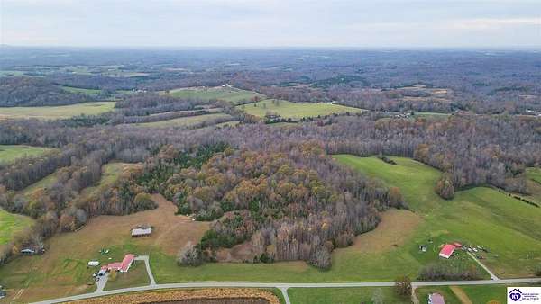 31.3 Acres of Recreational & Residential Land for Sale in Magnolia, Kentucky