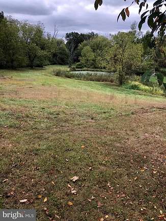 2.9 Acres of Residential Land with Home for Sale in Elverson, Pennsylvania