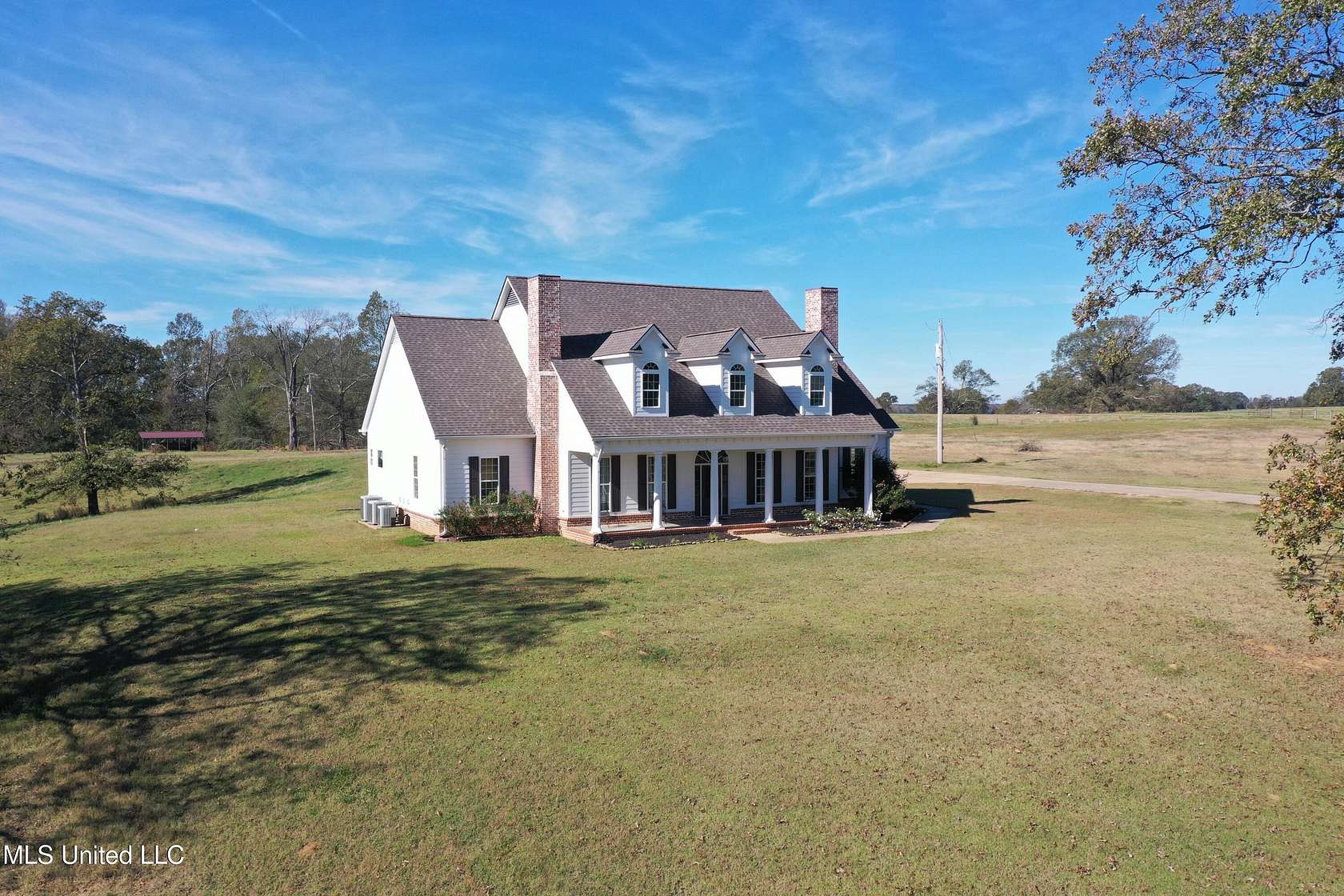 10.87 Acres of Land with Home for Sale in Senatobia, Mississippi