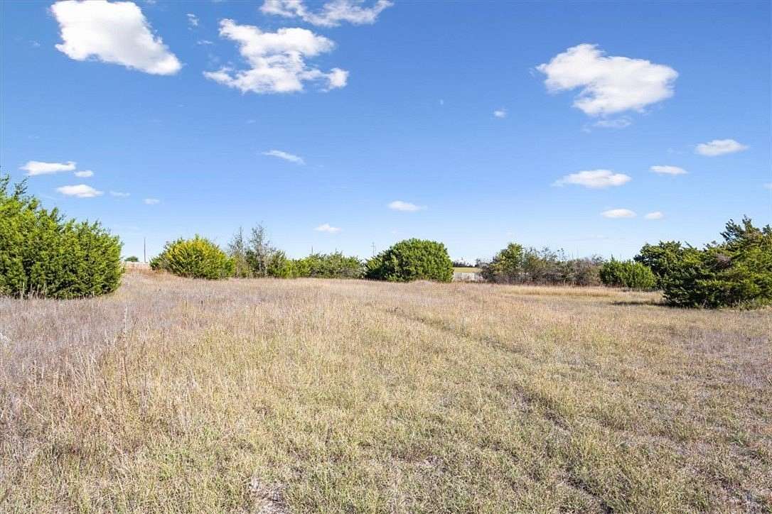 11.42 Acres of Land for Sale in Lorena, Texas