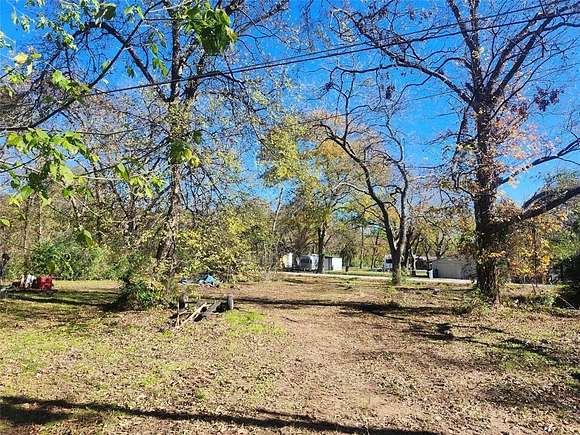 1.03 Acres of Residential Land for Sale in Gordonville, Texas