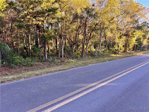 1.06 Acres of Residential Land for Sale in Inglis, Florida