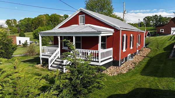 3 Acres of Improved Mixed-Use Land for Sale in Rural Retreat, Virginia