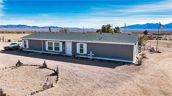 4.41 Acres of Residential Land with Home for Sale in Kingman, Arizona