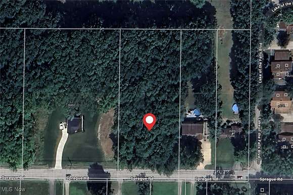 1.75 Acres of Residential Land for Sale in Olmsted Township, Ohio