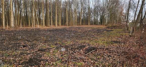 0.78 Acres of Residential Land for Sale in Lake Milton, Ohio