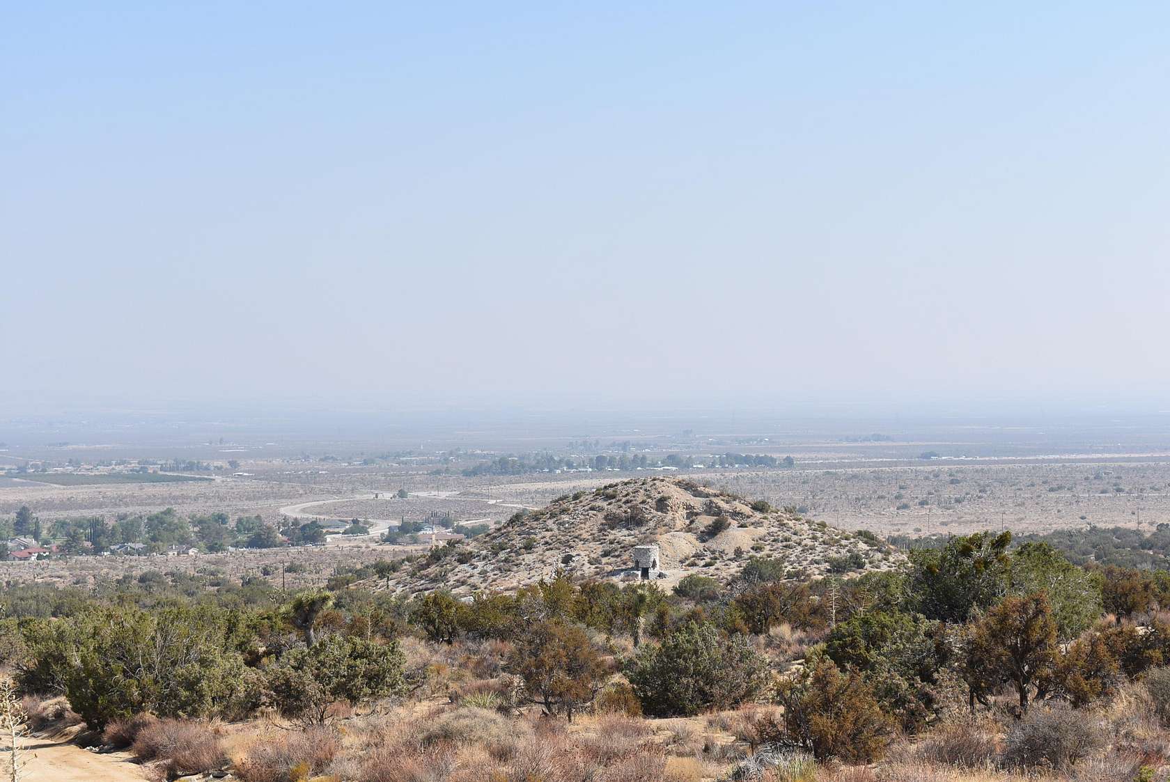 1.251 Acres of Residential Land for Sale in Llano, California