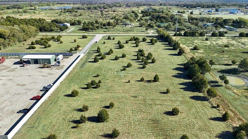 10 Acres of Commercial Land for Sale in Ferris, Texas