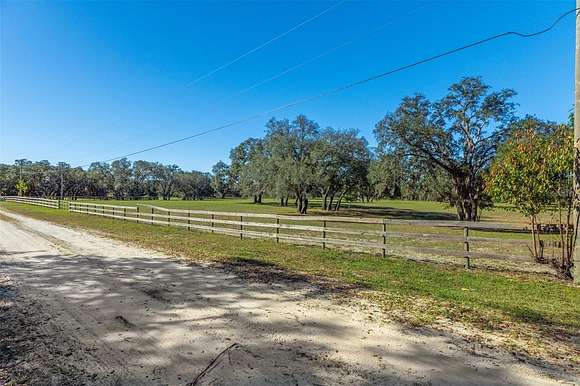 4.7 Acres of Residential Land for Sale in Weeki Wachee, Florida