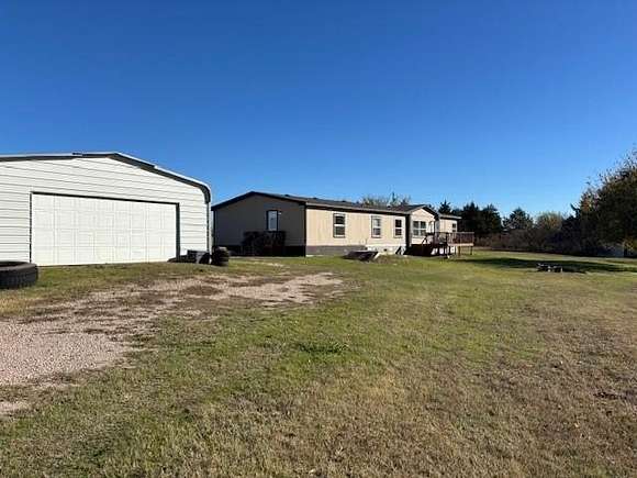 2.5 Acres of Residential Land with Home for Sale in El Reno, Oklahoma