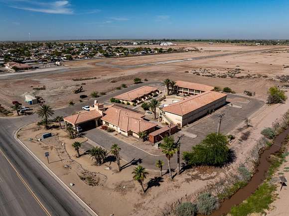 5 Acres of Improved Mixed-Use Land for Sale in Calipatria, California