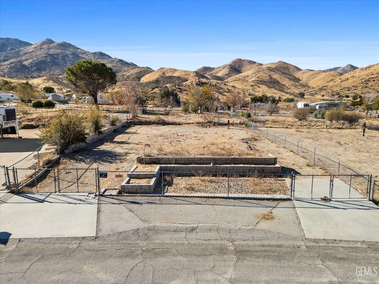 0.15 Acres of Residential Land for Sale in Lake Isabella, California