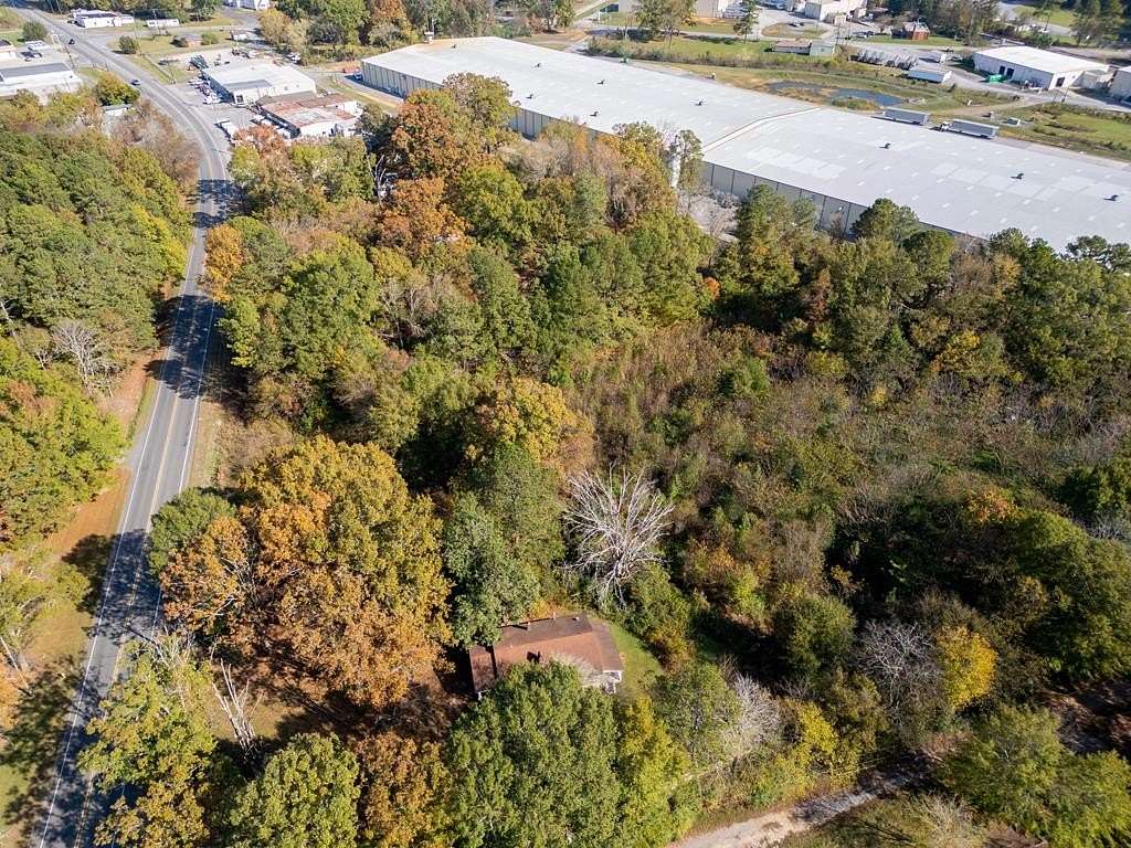 4.29 Acres of Improved Commercial Land for Sale in Dalton, Georgia