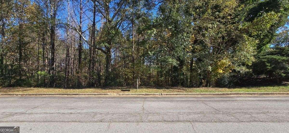 2.49 Acres of Residential Land for Sale in Lithonia, Georgia