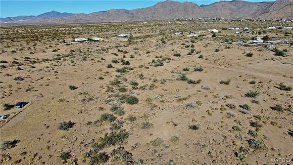 2.35 Acres of Residential Land for Sale in Golden Valley, Arizona