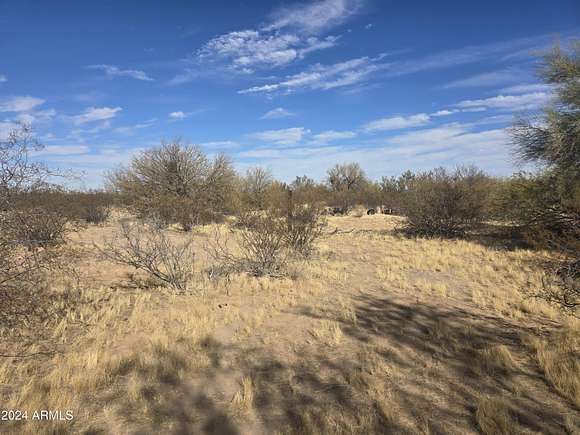 4.5 Acres of Residential Land for Sale in Maricopa Village, Arizona