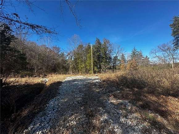 0.943 Acres of Residential Land for Sale in Huntsville, Arkansas