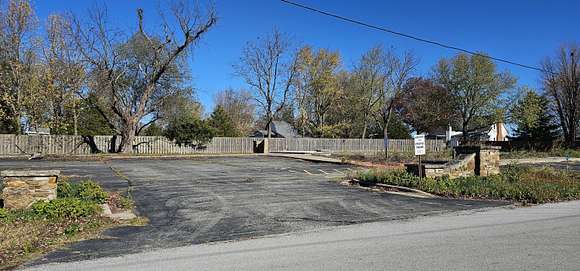 0.47 Acres of Land for Sale in Mount Vernon, Missouri