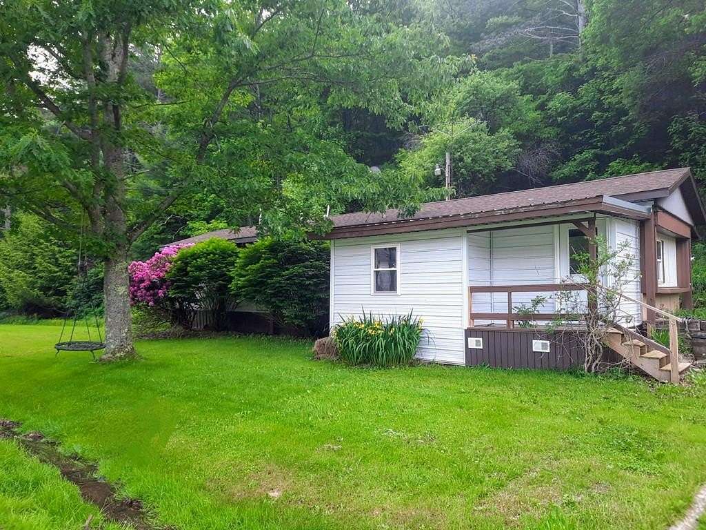 2 Acres of Residential Land with Home for Sale in Roulette, Pennsylvania