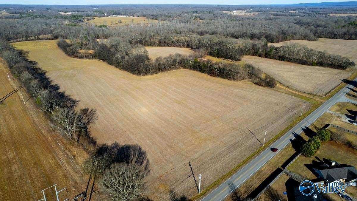 271 Acres of Recreational Land for Sale in Hazel Green, Alabama