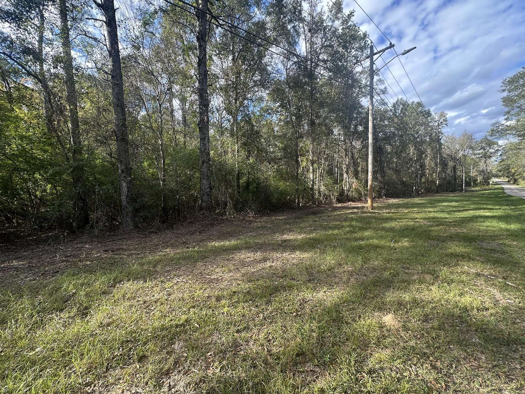 1.563 Acres of Residential Land for Sale in Hattiesburg, Mississippi