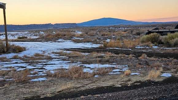 5.37 Acres of Agricultural Land for Sale in Christmas Valley, Oregon