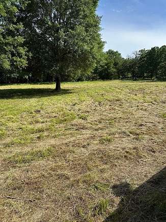 15.01 Acres of Recreational Land for Sale in Terrell, Texas