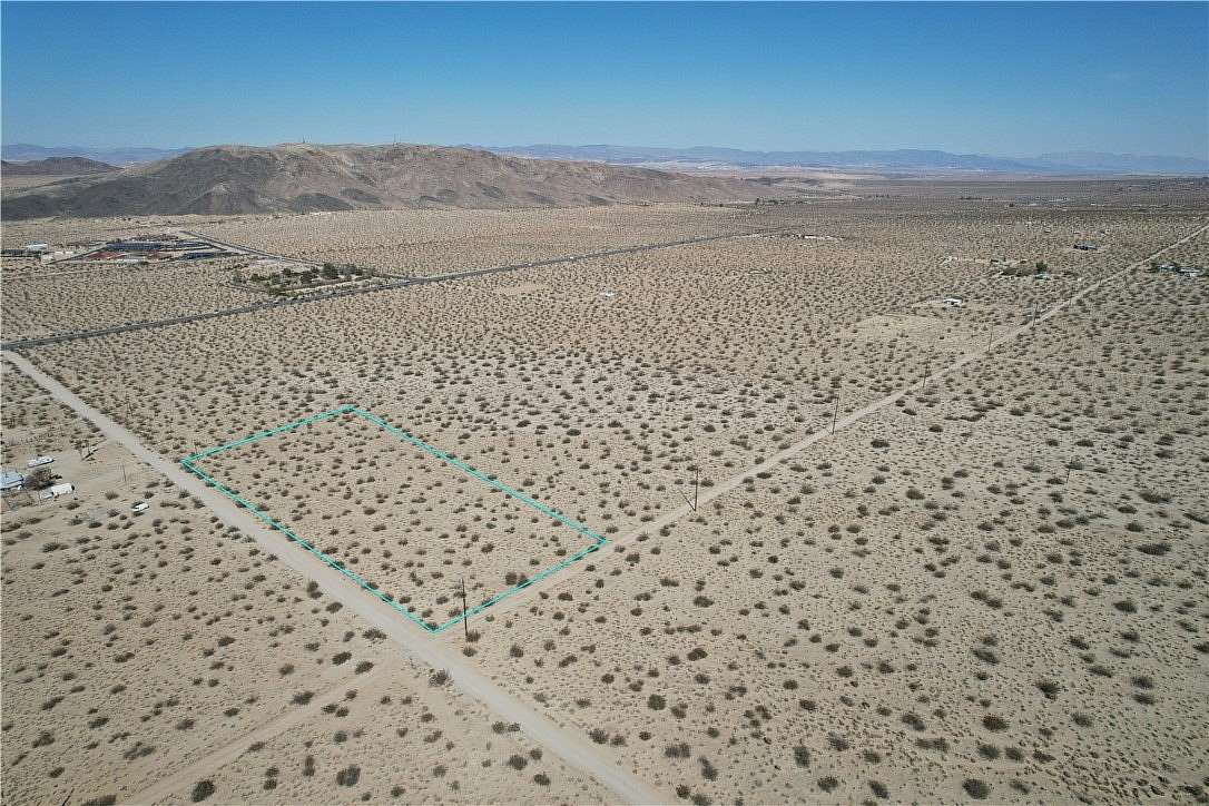 4.111 Acres of Residential Land for Sale in Joshua Tree, California