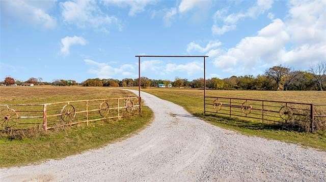 20 Acres of Land with Home for Sale in Overbrook, Oklahoma