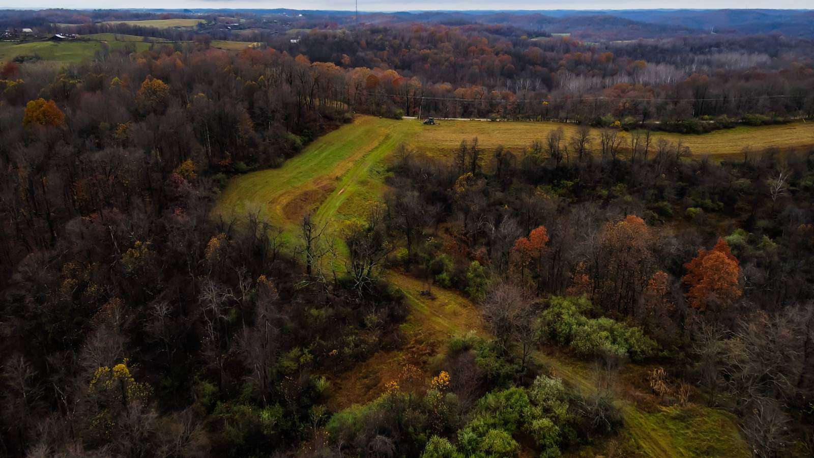 23 Acres of Recreational Land for Sale in Macksburg, Ohio