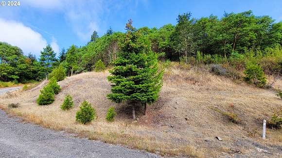 4.2 Acres of Residential Land for Sale in Oakridge, Oregon