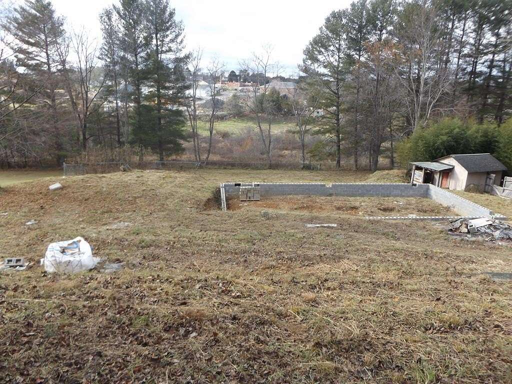 0.55 Acres of Land for Sale in Hillsville, Virginia