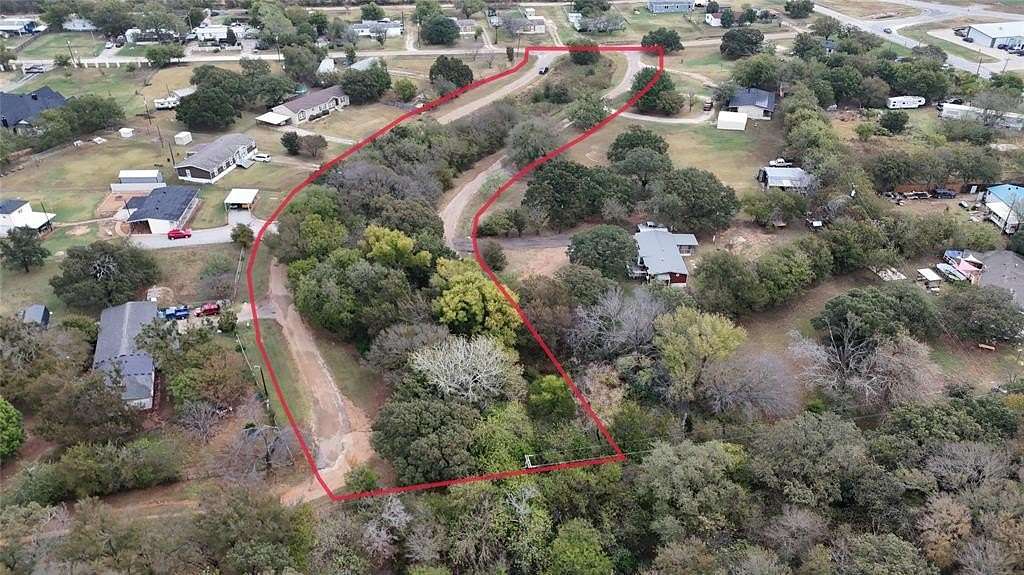 1.469 Acres of Residential Land for Sale in Lillian, Texas