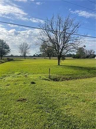 1.24 Acres of Residential Land for Sale in Moreauville, Louisiana