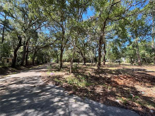 4.66 Acres of Land for Sale in Gainesville, Florida