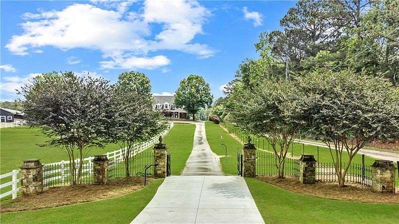 11.6 Acres of Land with Home for Sale in Oxford, Georgia