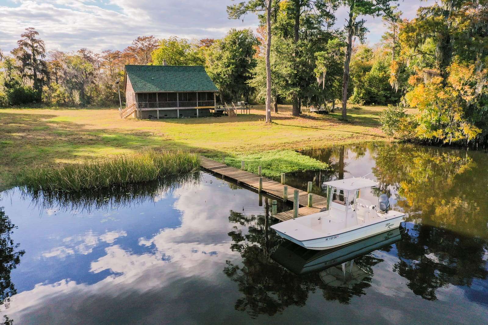 950.82 Acres of Recreational Land with Home for Sale in New Bern, North Carolina