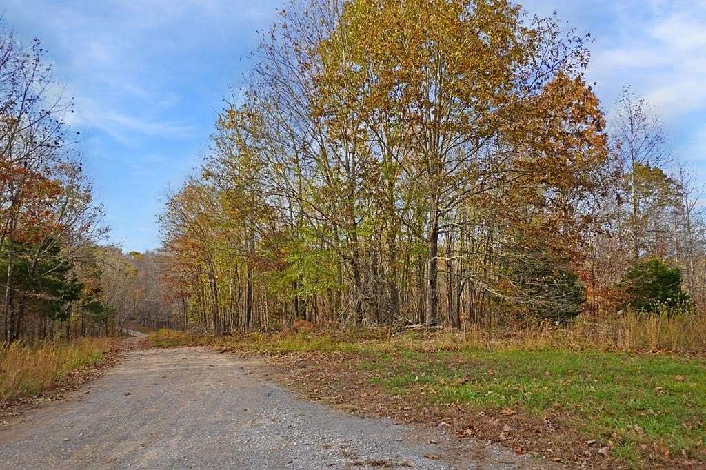 10.04 Acres of Recreational Land for Sale in Dover, Tennessee