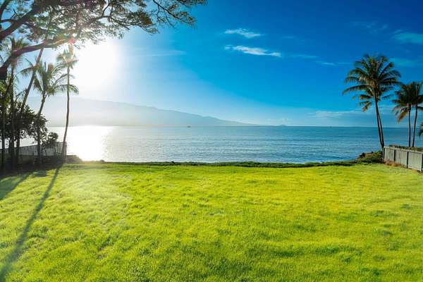 0.92 Acres of Residential Land for Sale in Wailuku, Hawaii