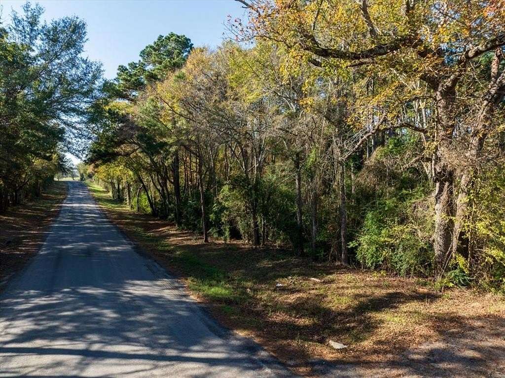 7.072 Acres of Land for Sale in Nacogdoches, Texas