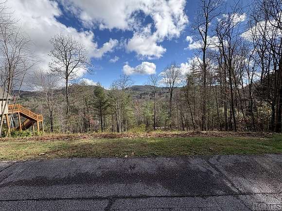 1 Acre of Residential Land for Sale in Cashiers, North Carolina