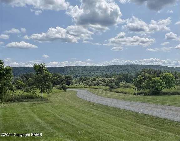 3 Acres of Residential Land for Sale in Lehighton, Pennsylvania