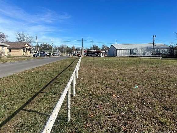 0.482 Acres of Commercial Land for Sale in Okmulgee, Oklahoma