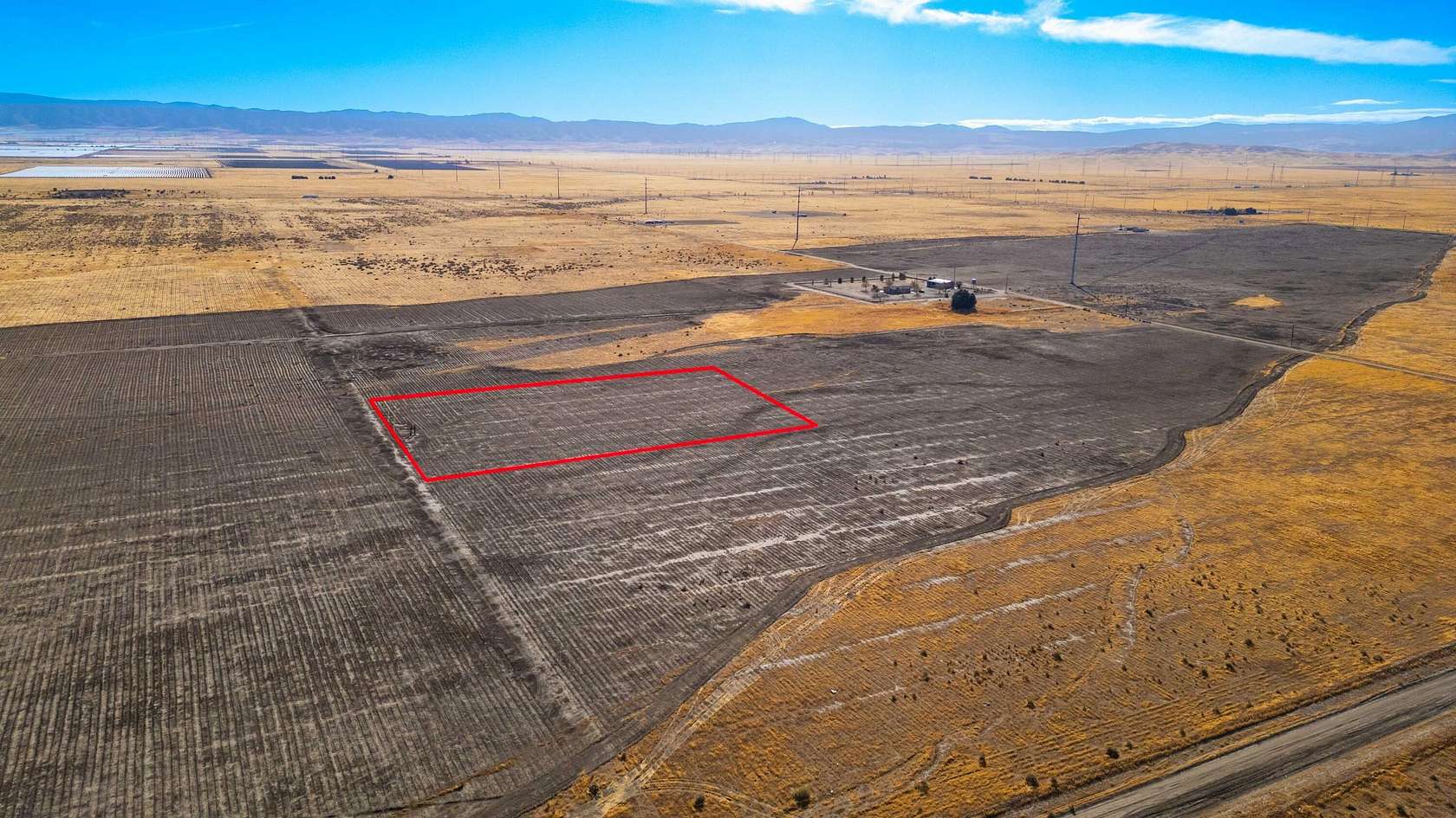 2 Acres of Land for Sale in Lancaster, California