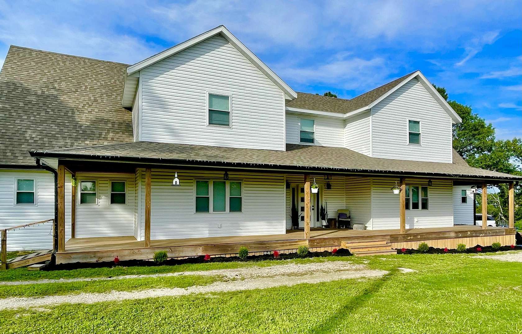 3.68 Acres of Residential Land with Home for Sale in Branson, Missouri