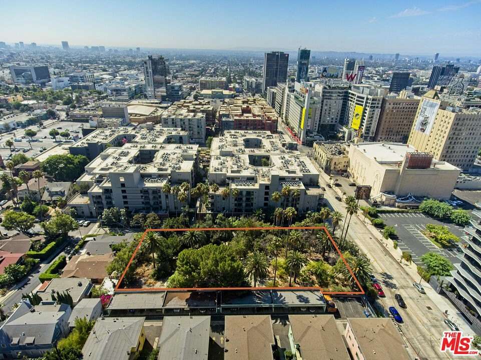 0.788 Acres of Mixed-Use Land for Sale in Los Angeles, California