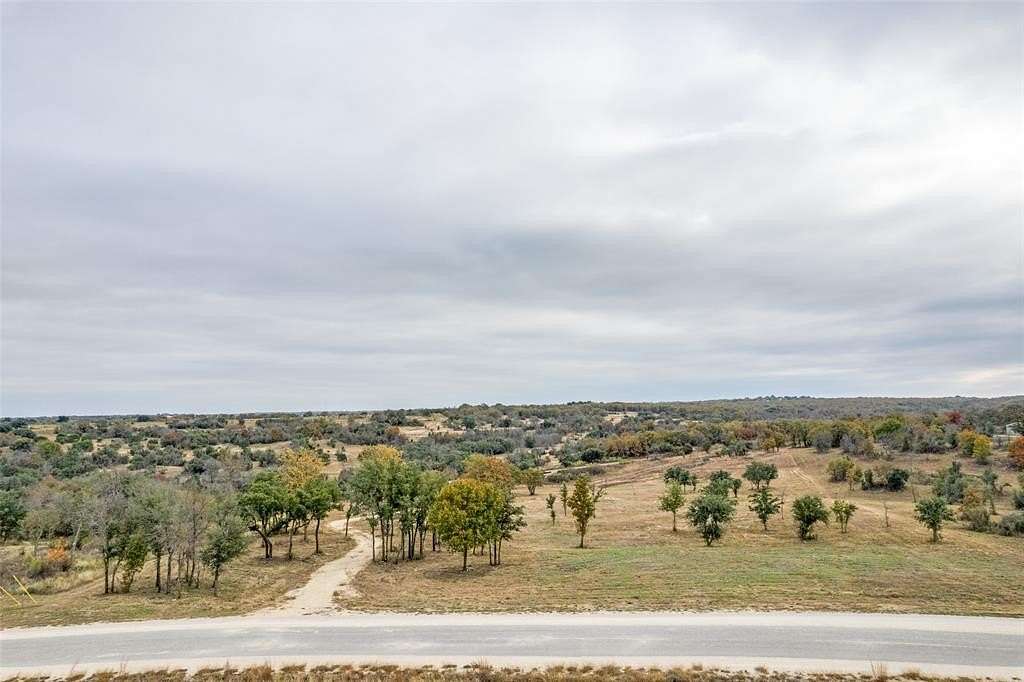 5.375 Acres of Residential Land for Sale in Stephenville, Texas